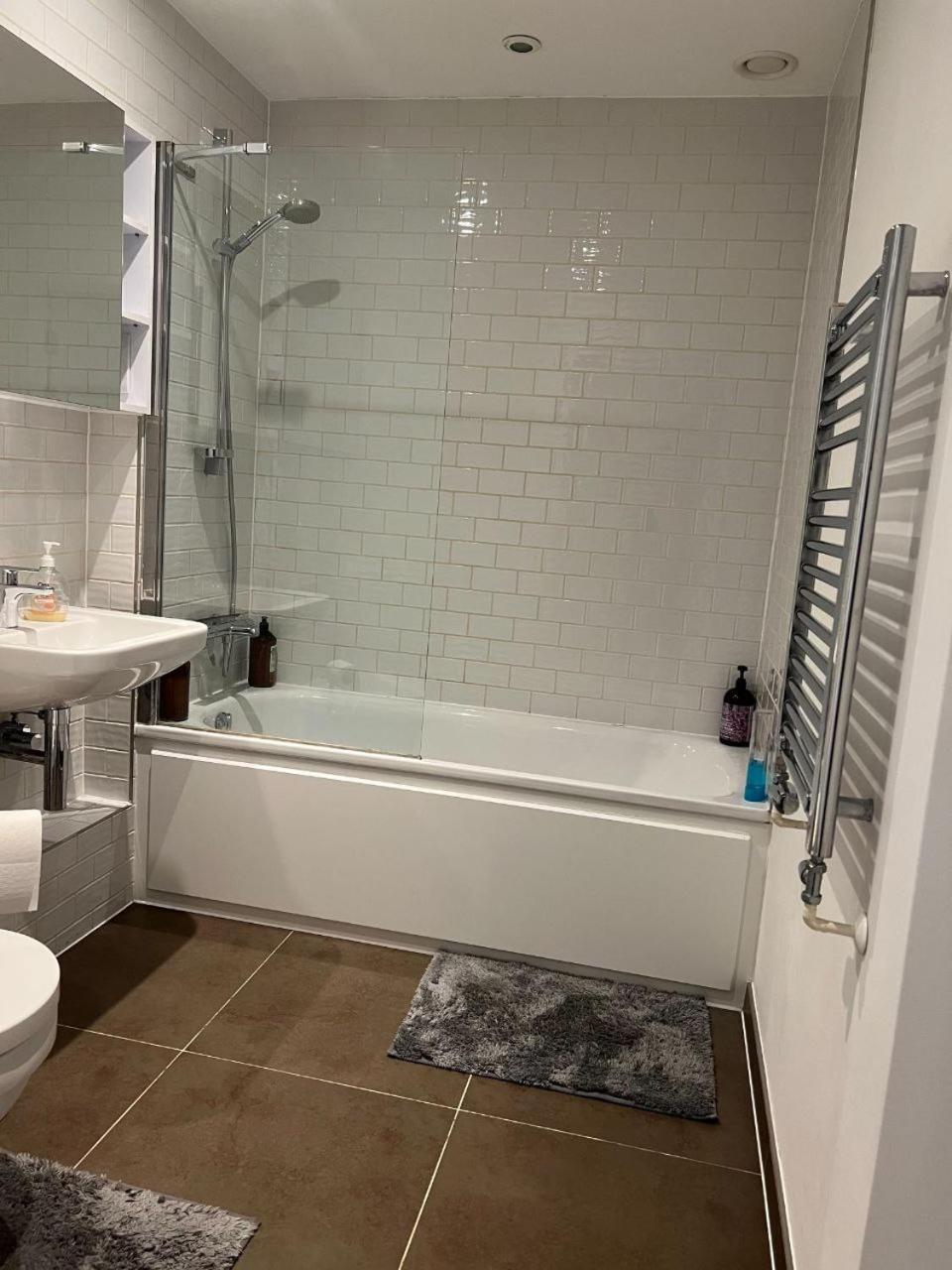 Modern Hi-rse 1bedroom Appartamento Londra