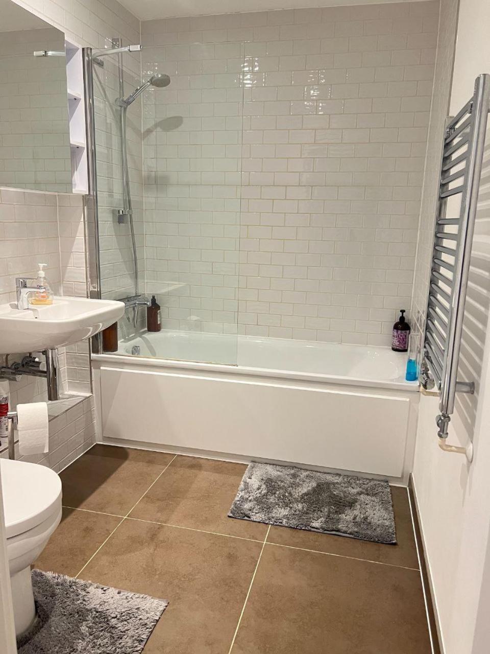Modern Hi-rse 1bedroom Appartamento Londra